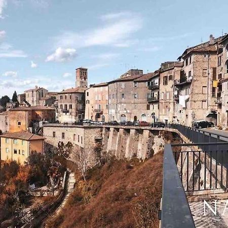 Fresco E Colorato Appartamentino In Narni Scalo Exterior foto